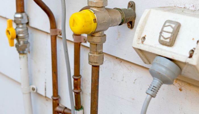 old plumbing pipes - Elizabeth Drain and Plumbing Services | Elizabeth, NJ